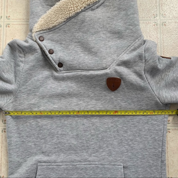 Women’s Pullover with Sherpa Lined Hood - Picture 4 of 9